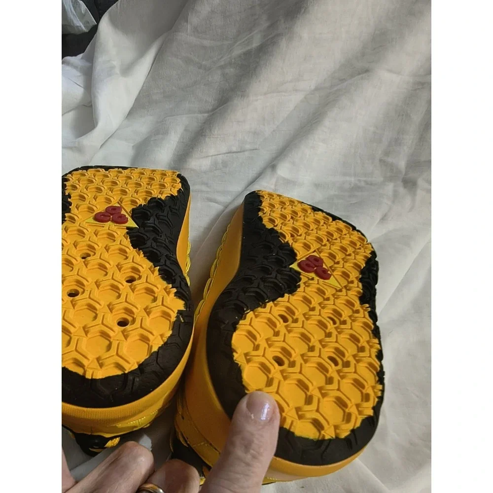 Nike product pair